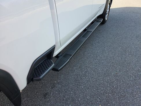 Certified 2023 GMC Sierra 2500 Pro w/ Convenience Package image 7