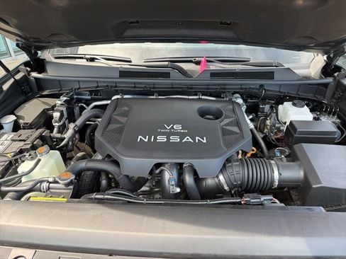 New 2026 Nissan Armada SL w/ Captain's Chari Seat Package RWD image 23