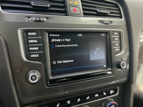 Used 2017 Volkswagen Golf Alltrack S image 14