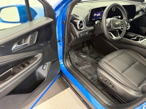 Used 2024 Chevrolet Blazer EV LT AWD/4WD image 30