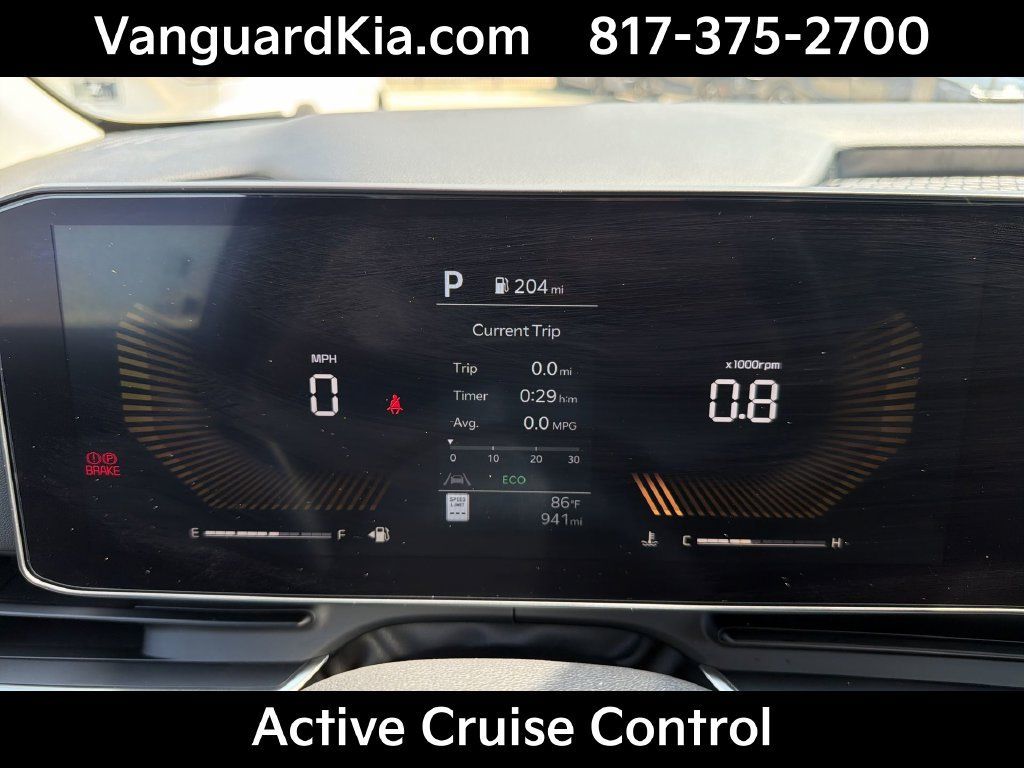 Certified 2026 Kia Carnival FWD image 11