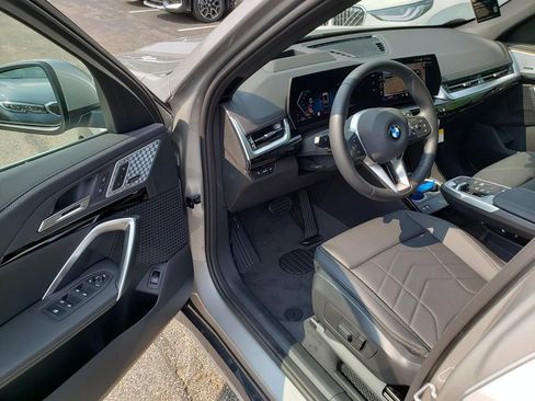 New 2025 BMW X1 xDrive28i w/ Premium Package AWD/4WD image 6