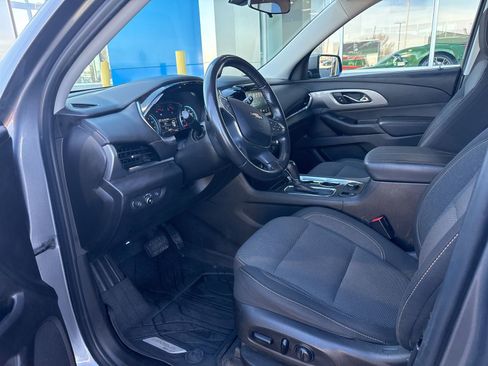 Used 2019 Chevrolet Traverse LT w/ LPO, Floor Liner Package AWD/4WD image 19