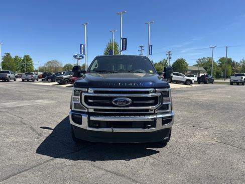Used 2021 Ford F250 Lariat w/ Lariat Ultimate Package AWD/4WD image 9