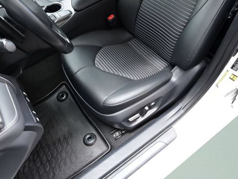 Certified 2023 Toyota Camry SE FWD image 20
