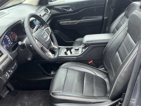 Used 2021 GMC Acadia Denali w/ Denali Ultimate Package AWD/4WD image 10