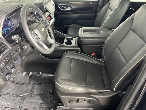 Used 2024 Chevrolet Tahoe Premier w/ Premium Package RWD image 8