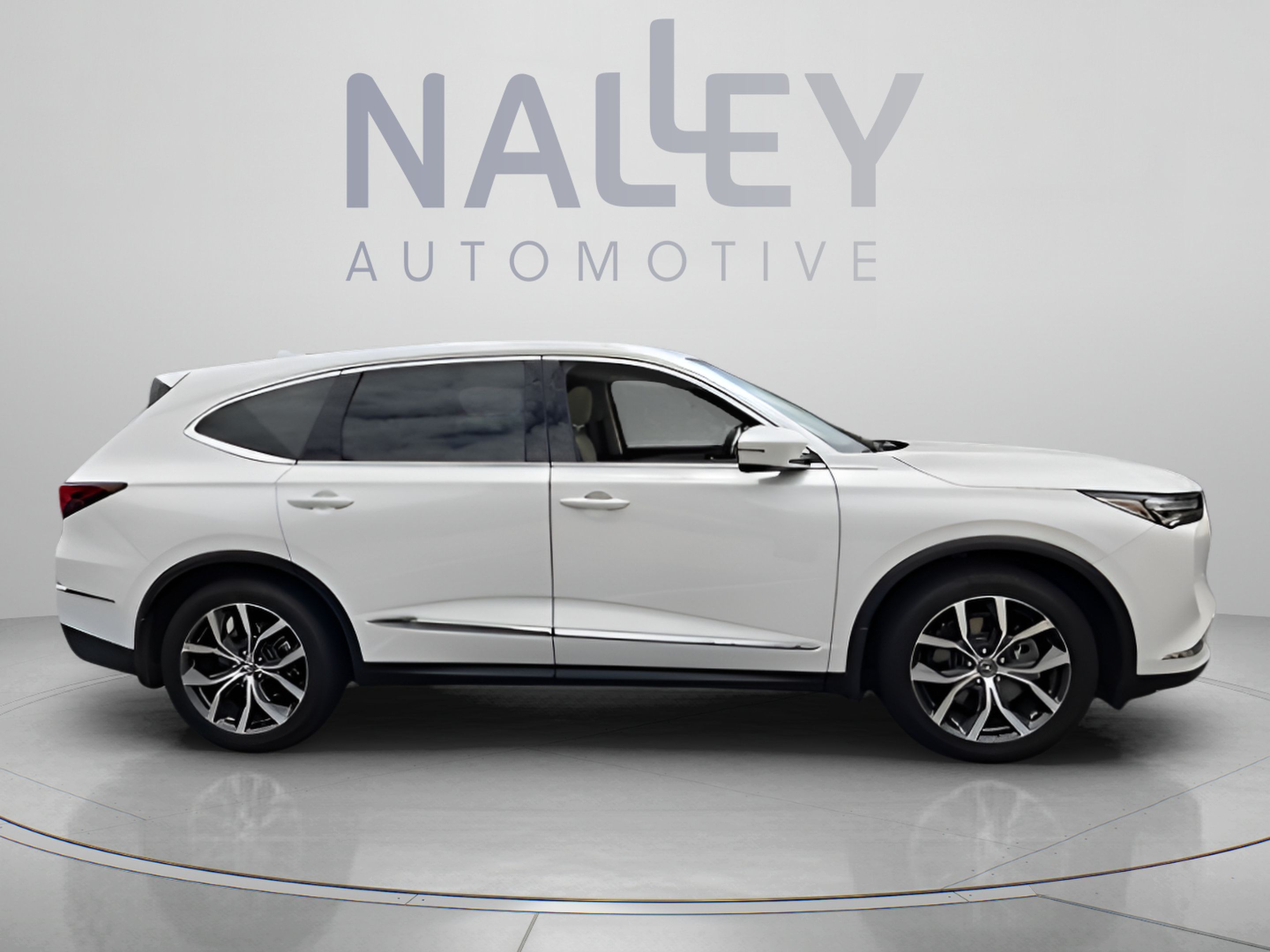 Used 2024 Acura MDX w/ Technology Package FWD image 6
