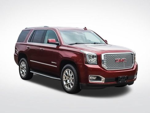 Used 2016 GMC Yukon Denali w/ Open Road Package AWD/4WD image 7