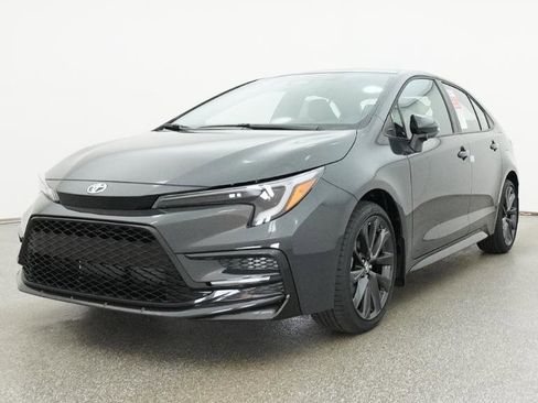 New 2026 Toyota Corolla SE image 2