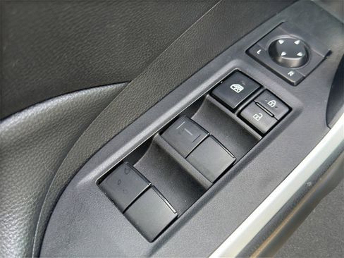 Used 2025 Toyota RAV4 LE image 9