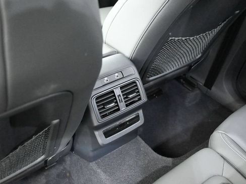 Used 2025 Audi Q5 Premium Plus w/ Premium Plus AWD/4WD image 18