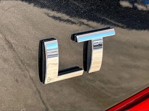 Used 2016 Chevrolet Cruze LT w/ Sun And Sound Package image 10