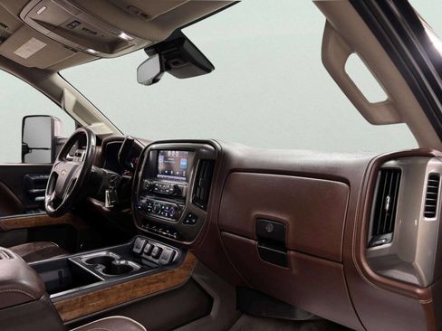 Used 2015 Chevrolet Silverado 2500 High Country AWD/4WD image 23