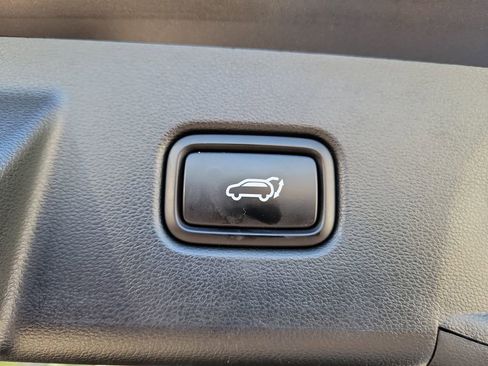 Used 2023 Hyundai Tucson SEL w/ Convenience Package FWD image 9