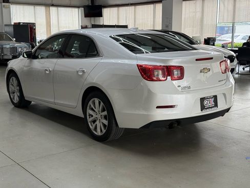 Used 2015 Chevrolet Malibu LTZ FWD image 4