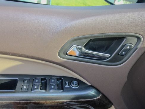 Used 2016 GMC Canyon SLE w/ SLE Convenience Package RWD image 12