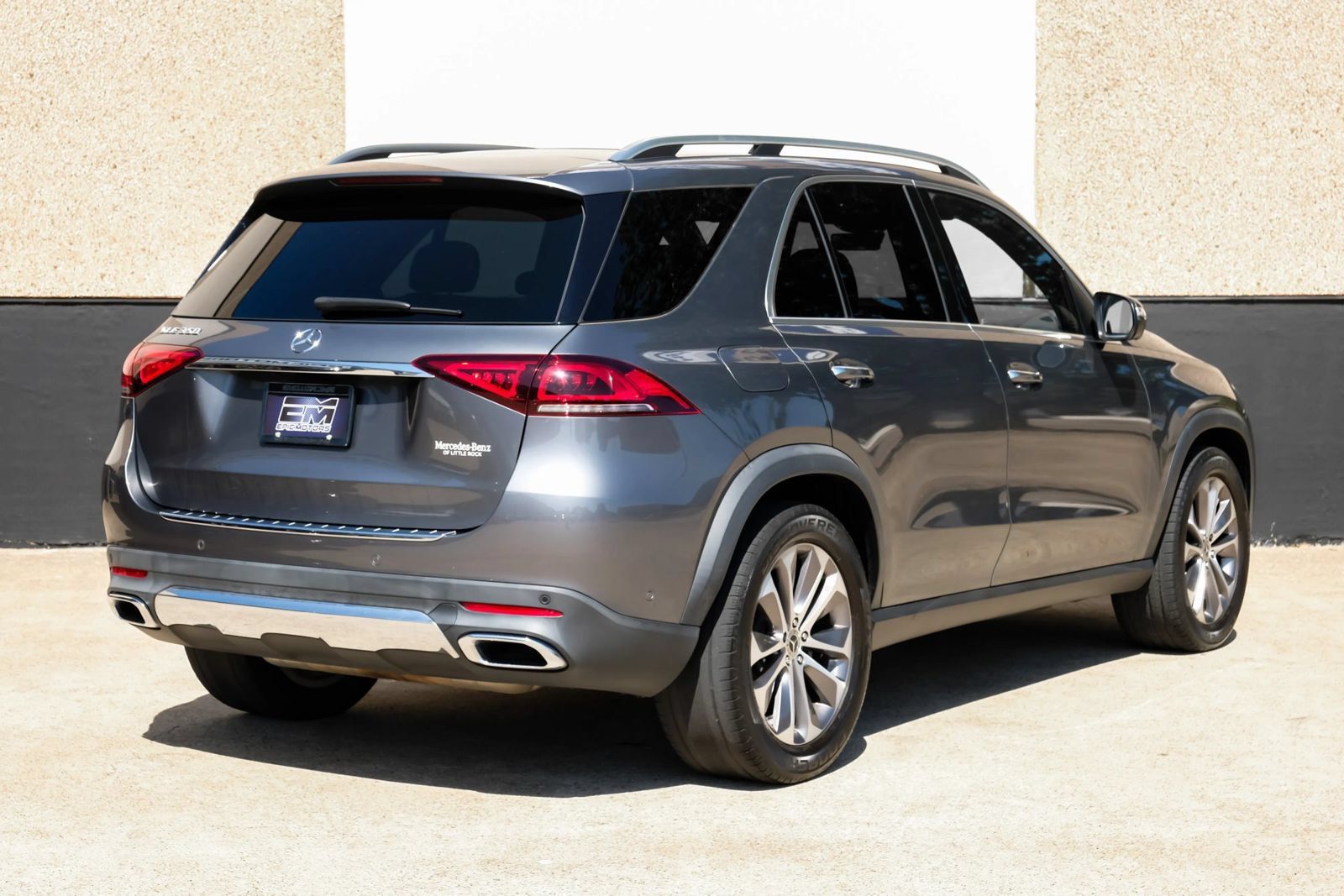 Used 2023 Mercedes-Benz GLE 350 w/ Premium Package image 8