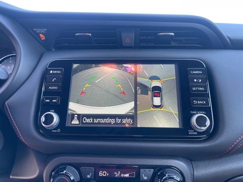 Used 2024 Nissan Kicks SR w/ SR Premium Package image 6