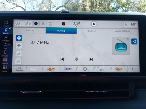 Certified 2025 Jeep Gladiator Rubicon image 17