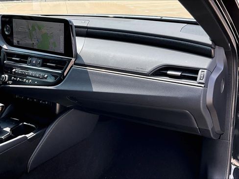 Used 2023 Lexus ES 350 Ultra Luxury w/ Accessory Package (Z2) FWD image 19