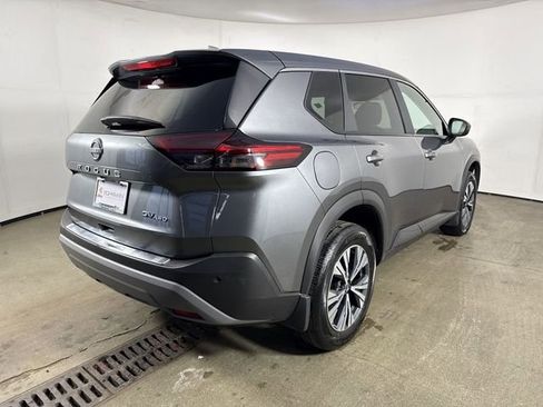 Used 2023 Nissan Rogue SV image 36