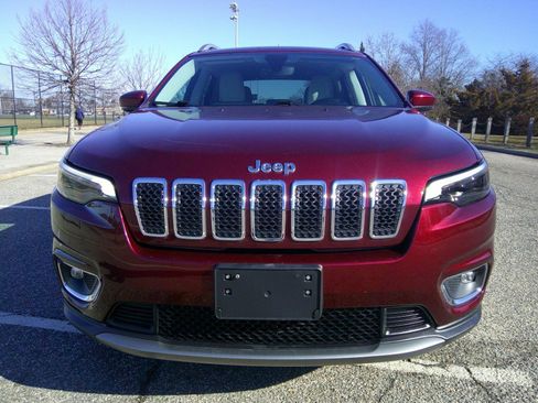 Used 2020 Jeep Cherokee Limited image 10