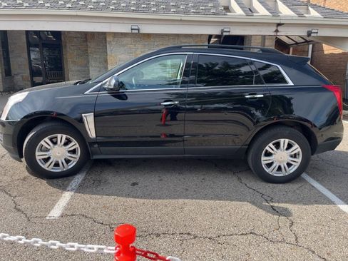 Used 2015 Cadillac SRX FWD image 3