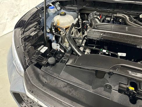 Used 2025 Ford Escape Active image 60