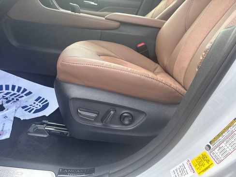 Used 2025 Toyota Grand Highlander AWD Hybrid image 36