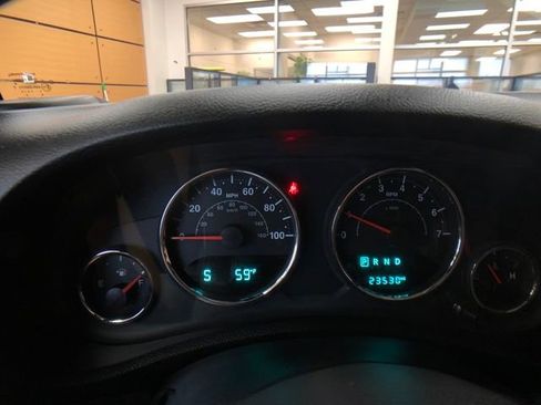 Used 2016 Jeep Wrangler Unlimited Sahara w/ Max Tow Package image 13