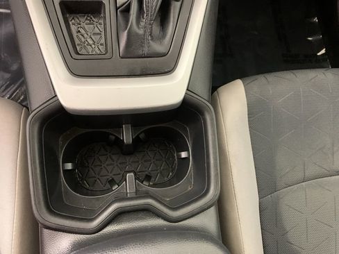 Used 2023 Toyota RAV4 XLE w/ Convenience Package FWD image 25