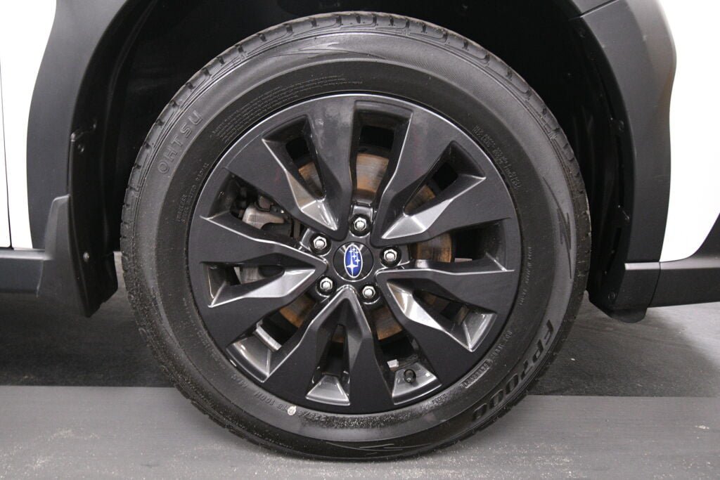 Used 2023 Subaru Outback Onyx Edition AWD/4WD image 29