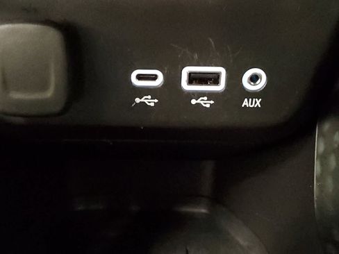 Used 2022 Chevrolet TrailBlazer RS image 7