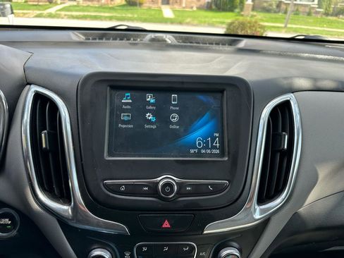 Used 2018 Chevrolet Equinox LT image 15