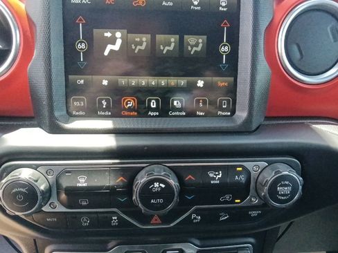Used 2019 Jeep Wrangler Rubicon AWD/4WD image 24