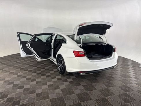 Used 2023 Chevrolet Malibu RS FWD image 16
