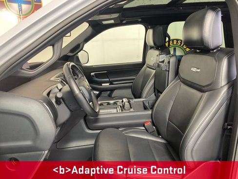 Used 2025 Ford Expedition Platinum w/ Stealth Performance Package AWD/4WD image 11