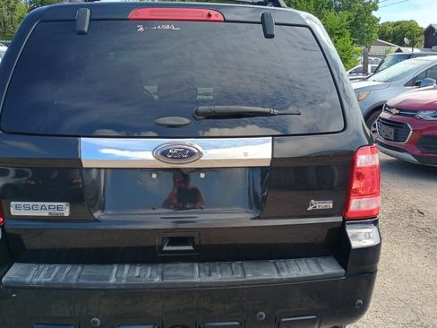 Used 2011 Ford Escape Limited w/ 302A Rapid Spec Order Code FWD image 28