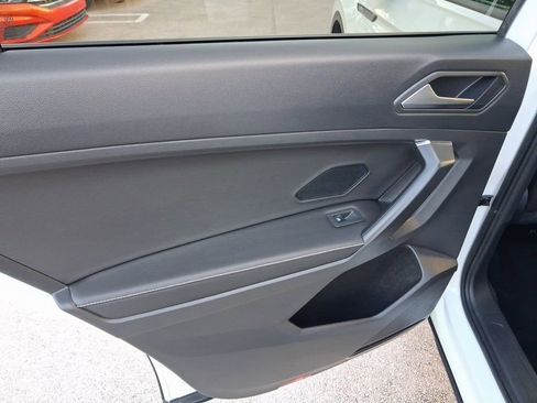 Used 2022 Volkswagen Tiguan S image 11