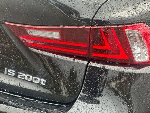 Used 2016 Lexus IS 200t image 26