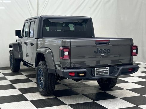 New 2026 Jeep Gladiator Sport AWD/4WD image 5