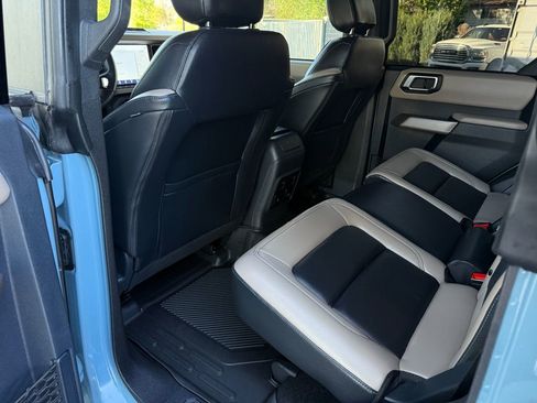 Used 2023 Ford Bronco Wildtrak AWD/4WD image 29