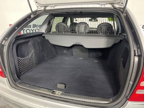 Used 2004 Mercedes-Benz C 240 4MATIC Wagon image 17