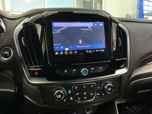 Used 2023 Chevrolet Traverse RS AWD/4WD image 21