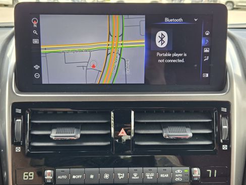 Used 2022 Lexus GX 460 Luxury w/ Sport Design Package image 23