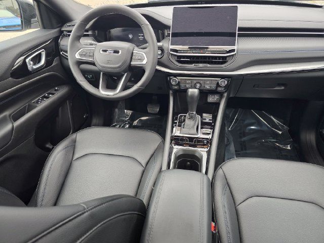 Used 2025 Jeep Compass Limited w/ High Altitude Package AWD/4WD image 34