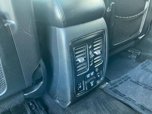 Used 2018 Jeep Grand Cherokee Limited w/ Luxury Group II AWD/4WD image 22