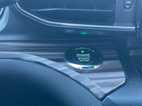 Used 2020 Ford Explorer Limited w/ Class III Trailer Tow Package image 27