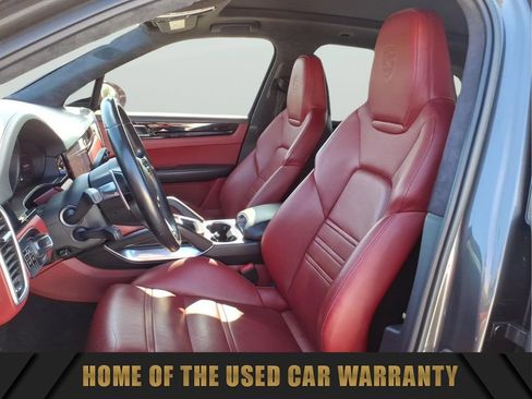 Used 2021 Porsche Cayenne Turbo AWD/4WD image 12